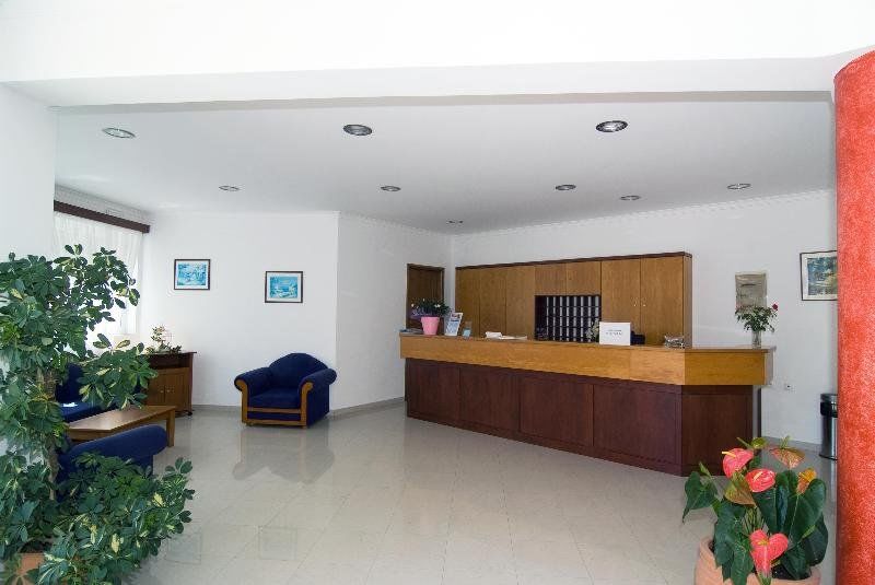 Lilium Hotel Agia Marina  Exterior photo